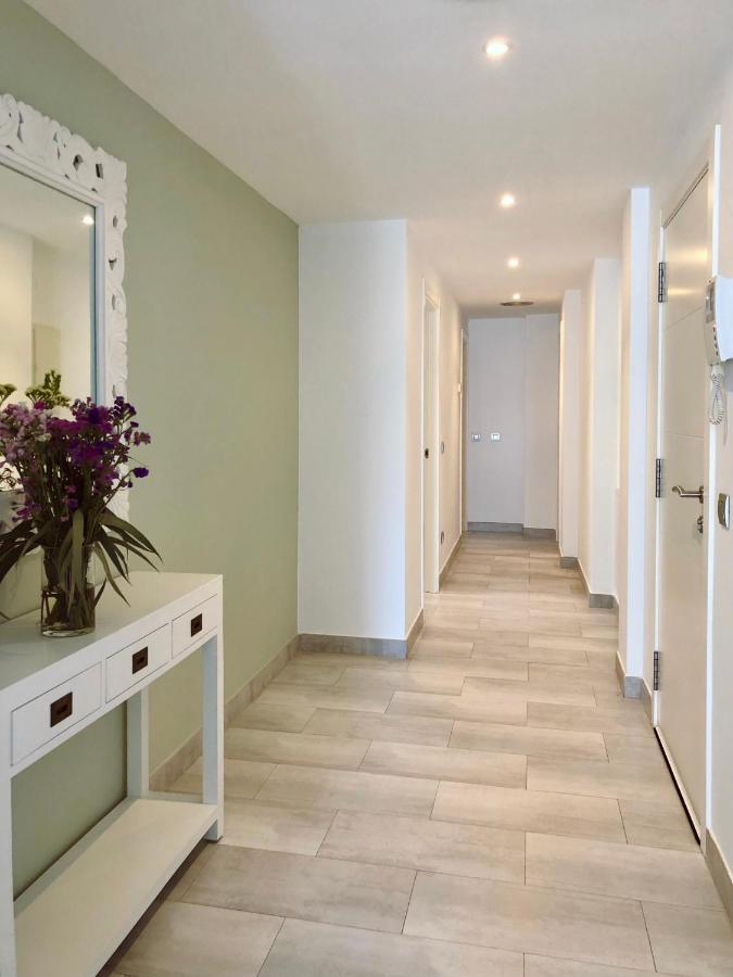 Apartaments El Cine Росас Экстерьер фото