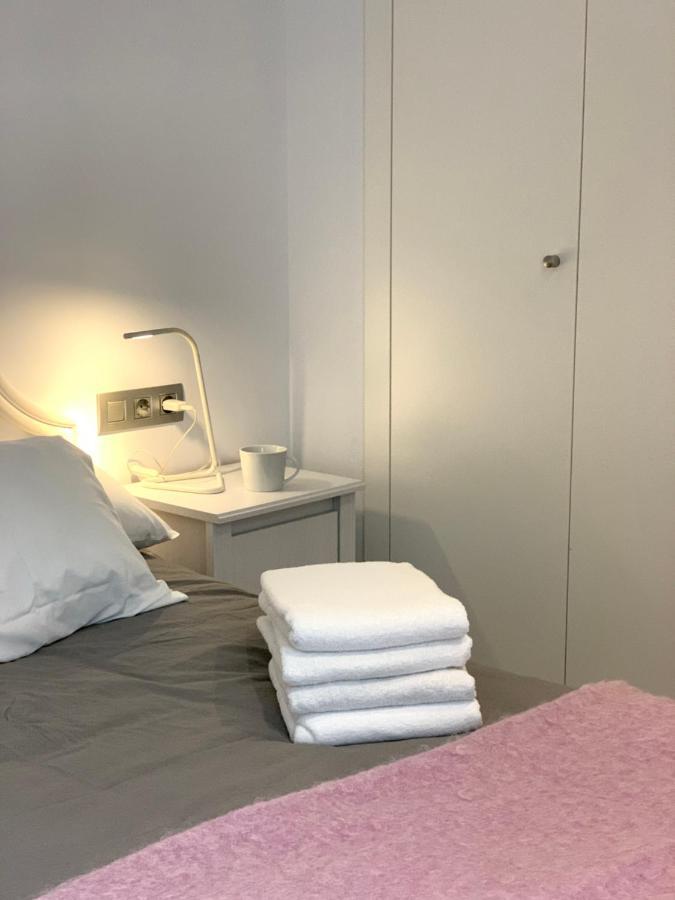 Apartaments El Cine Росас Экстерьер фото