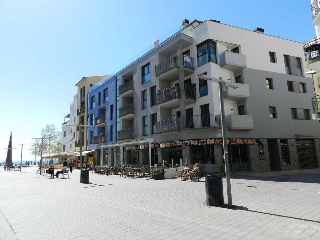 Apartaments El Cine Росас Экстерьер фото