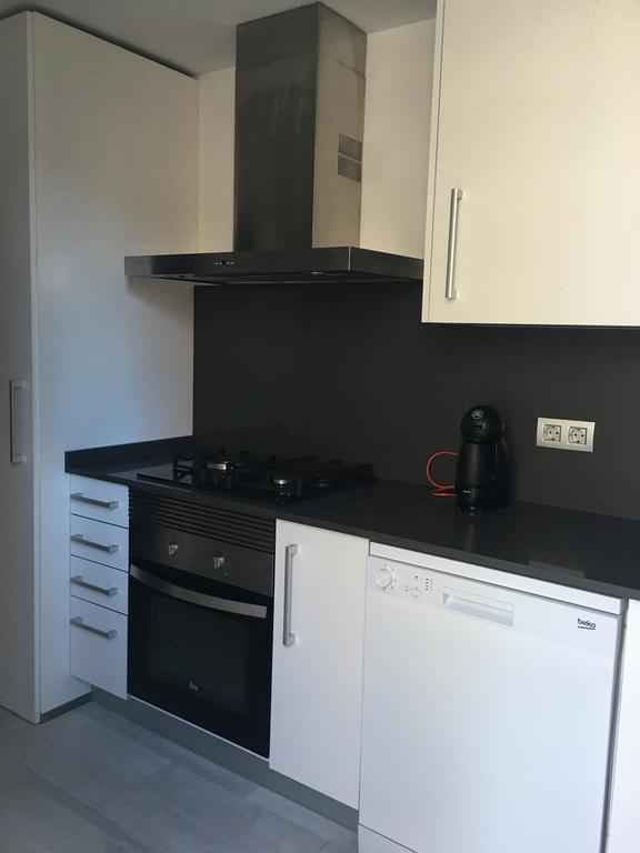 Apartaments El Cine Росас Экстерьер фото